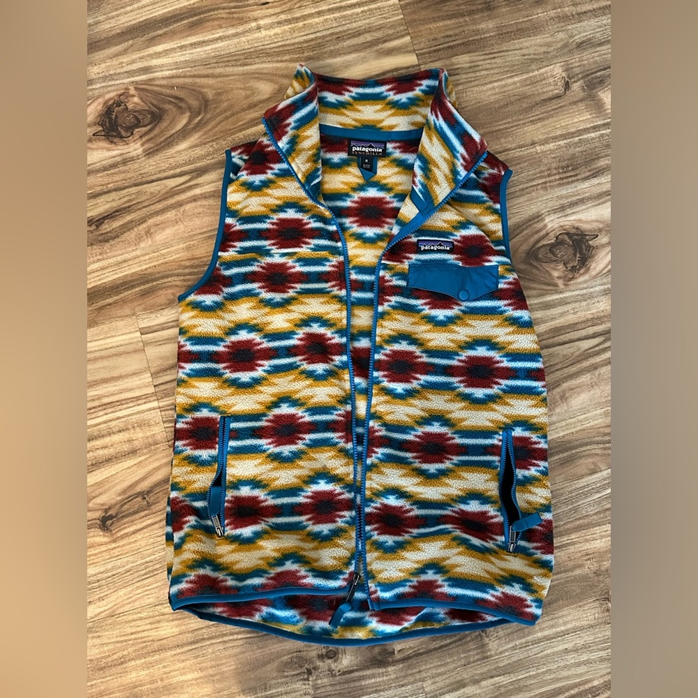 Patagonia Multi-Color Tribal Print Fleece Vest (Blue, Red, Yellow)